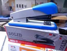 M&G STAPLER SOLID-92698