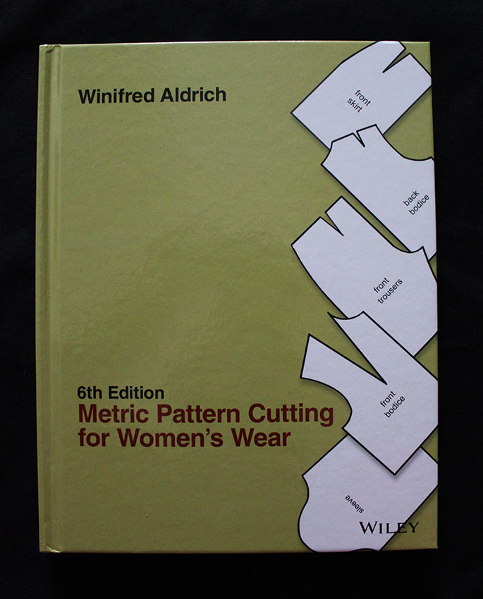 METRIC PATTERN CUTTING (children/men/women wear)